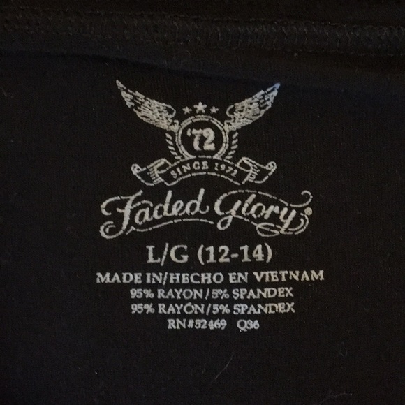 Bundle of tees - Picture 2 of 3